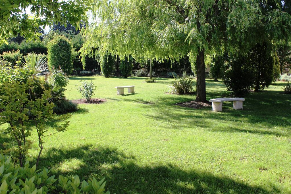 Gites Maisons De Vacances Domaine La Chamade 카르팡트라 외부 사진
