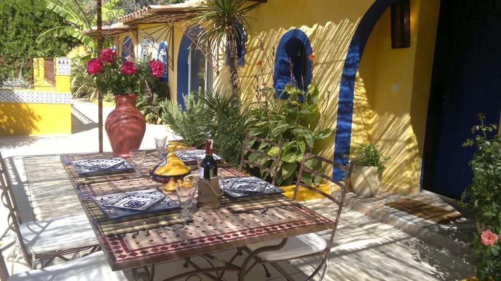 Gites Maisons De Vacances Domaine La Chamade 카르팡트라 외부 사진