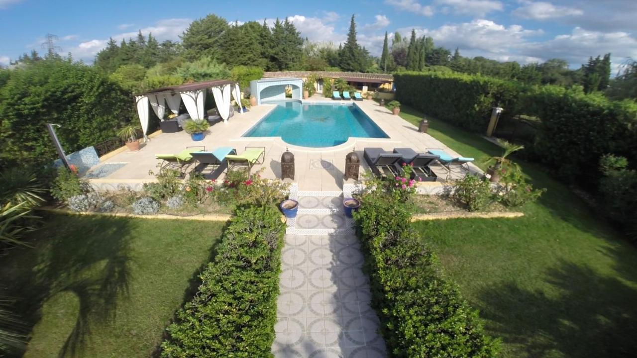 Gites Maisons De Vacances Domaine La Chamade 카르팡트라 외부 사진