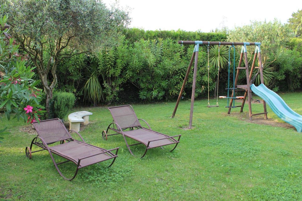 Gites Maisons De Vacances Domaine La Chamade 카르팡트라 외부 사진