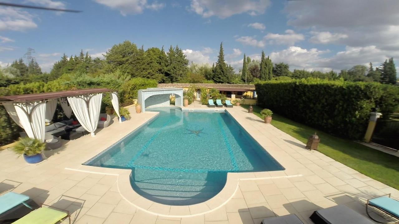 Gites Maisons De Vacances Domaine La Chamade 카르팡트라 외부 사진